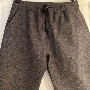 Lululemon pants, I love these, but have lost weight. Great condition .